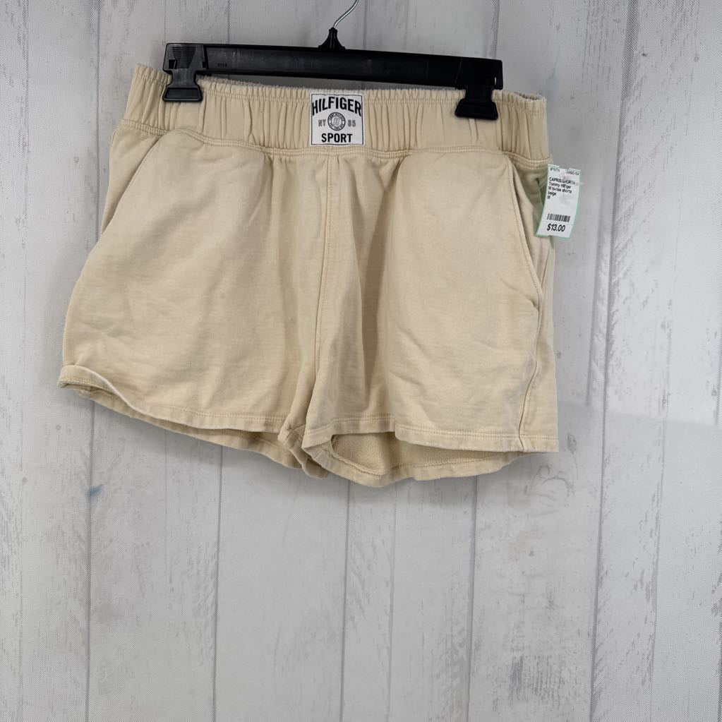 M hi-rise shorts