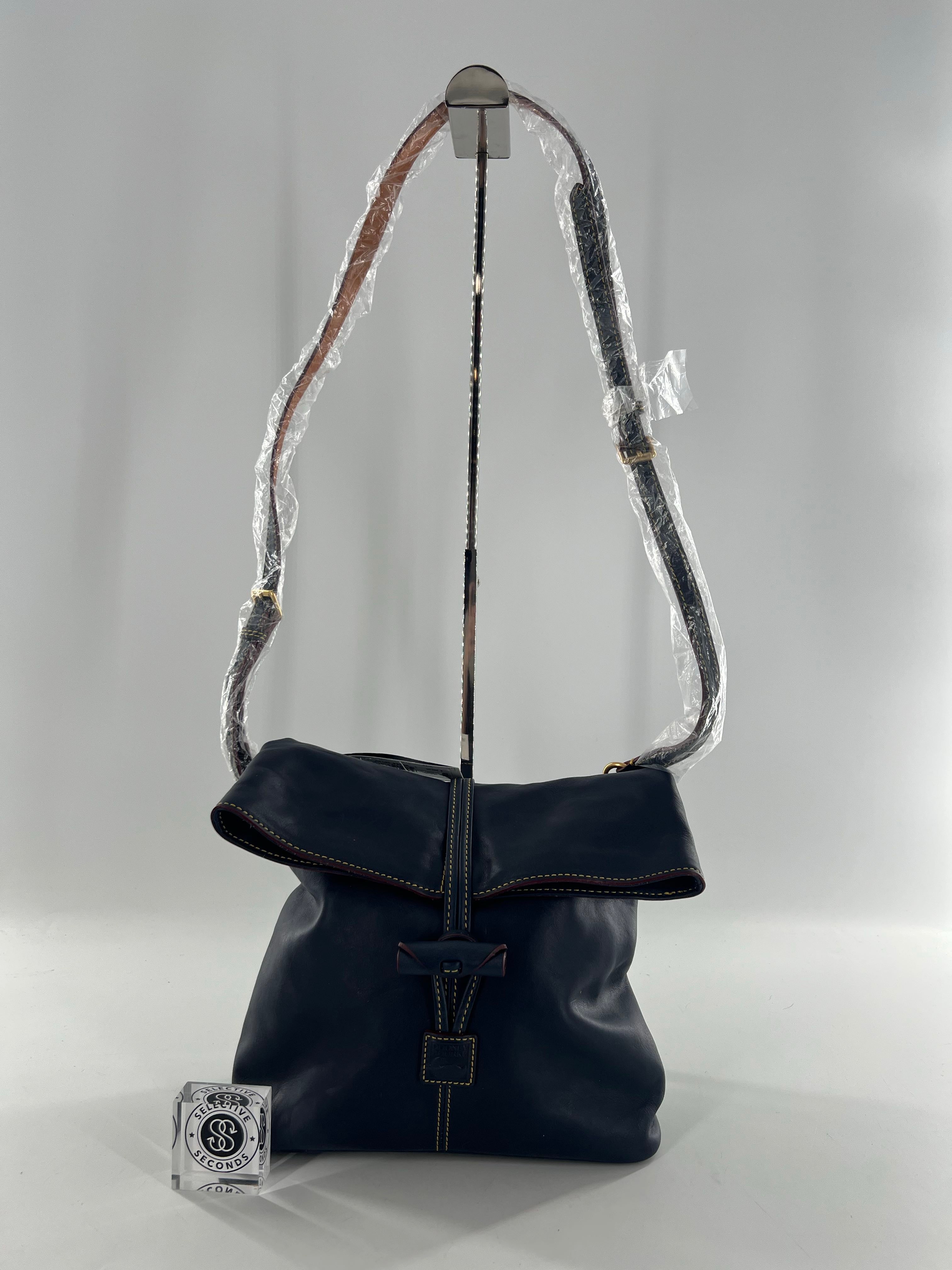 R248 fold over crossbody