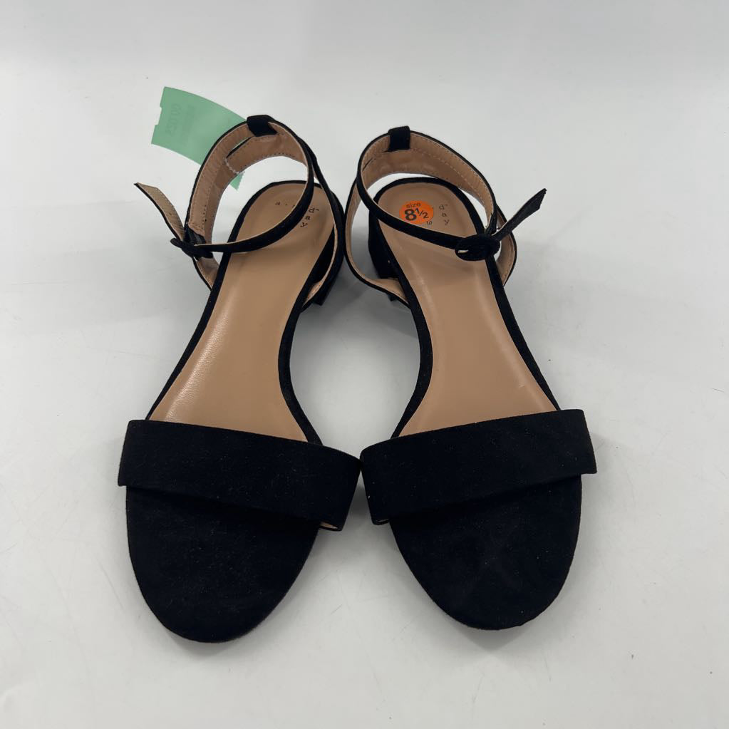 8.5 ankle strap low heel sandal