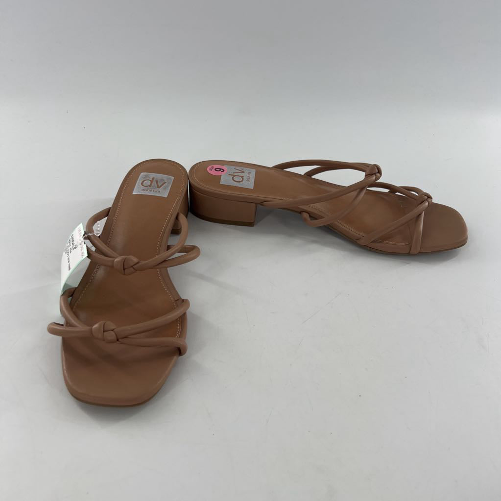 9 strappy low heel sandal