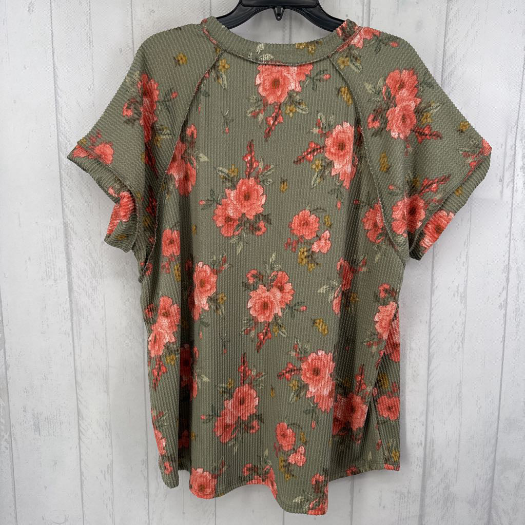L flo print v-neck s/s top