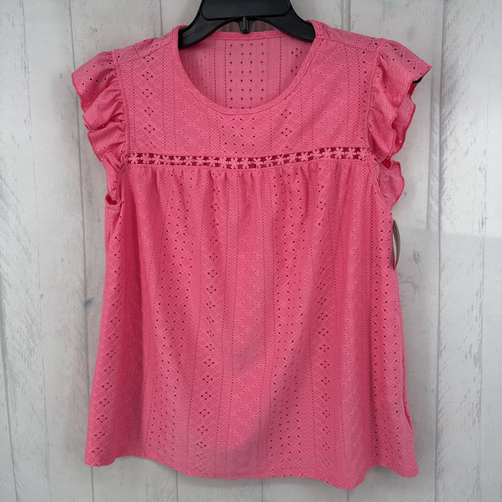 M eyelet ruffled cap slv top