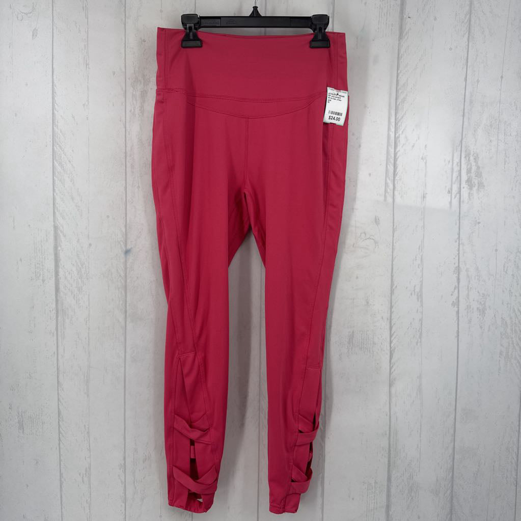 M hi-rise criss-cross leggings