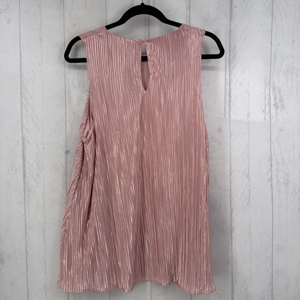 XL accordion pleated tank