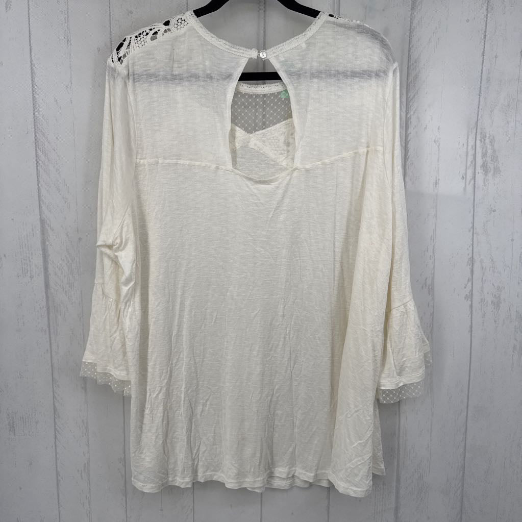R33 3X flowy lace detail 3/4 slv top