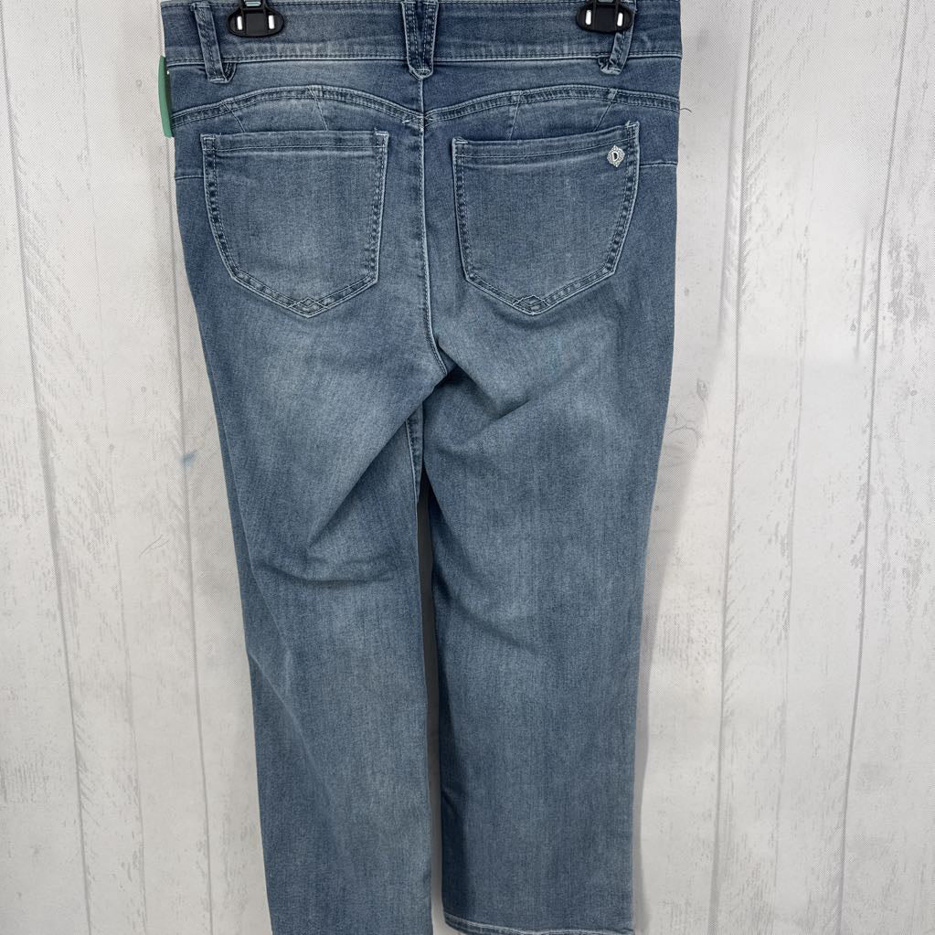 8p crop jean