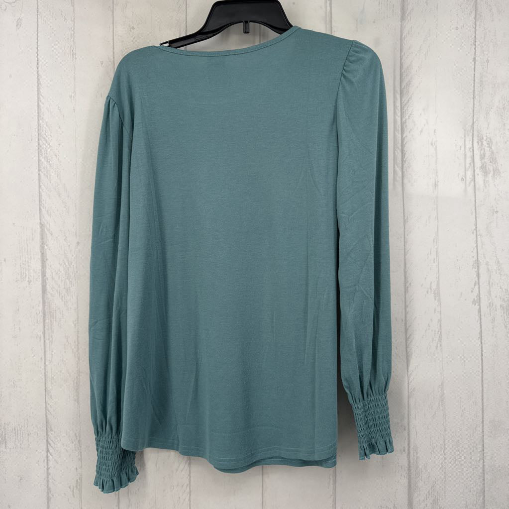 L round neck smocked slv top l/s