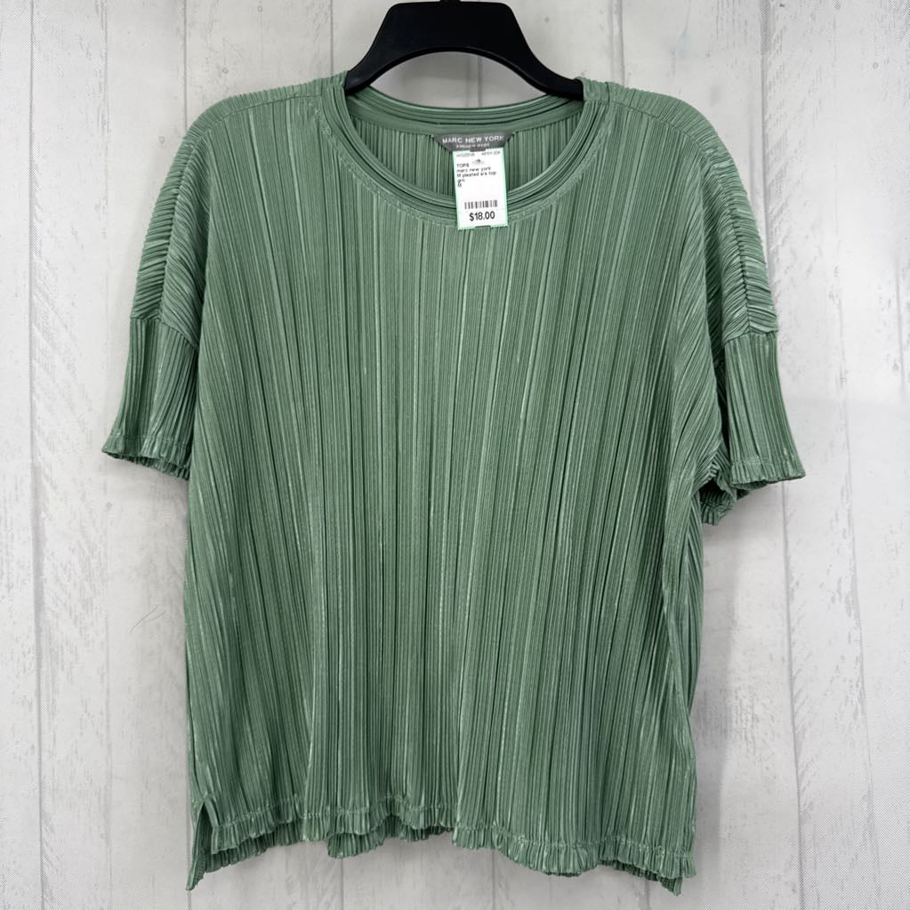 M pleated s/s top