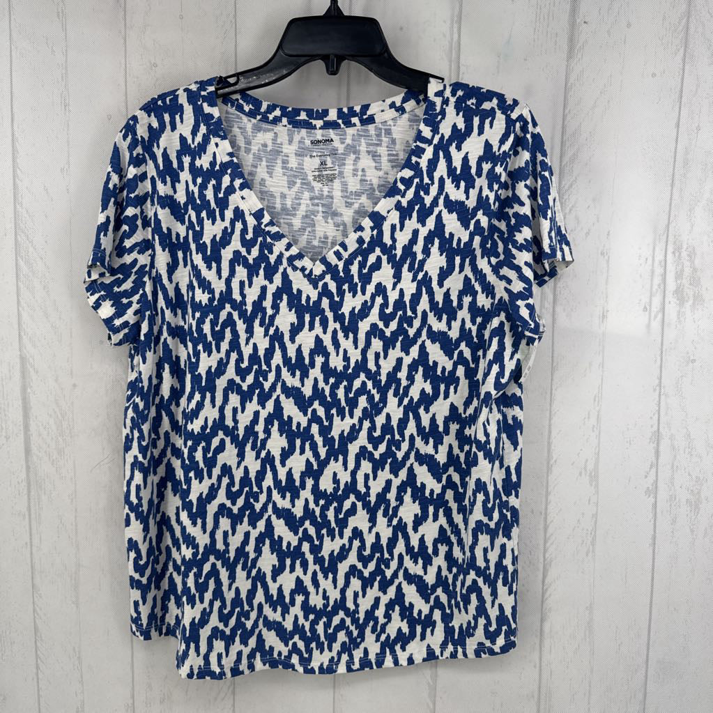 XL printed v-neck s/s tee