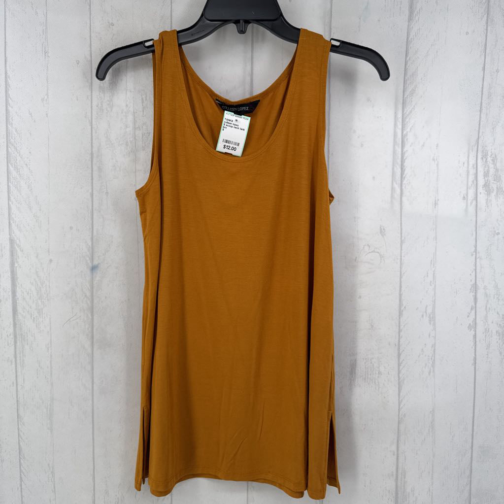 S scoop neck tank