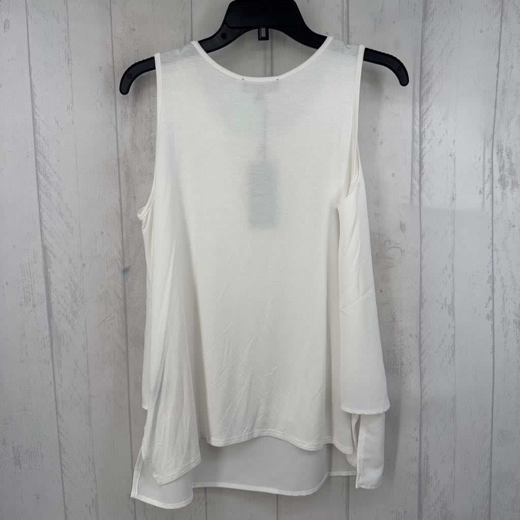 M layered hem flowy tank