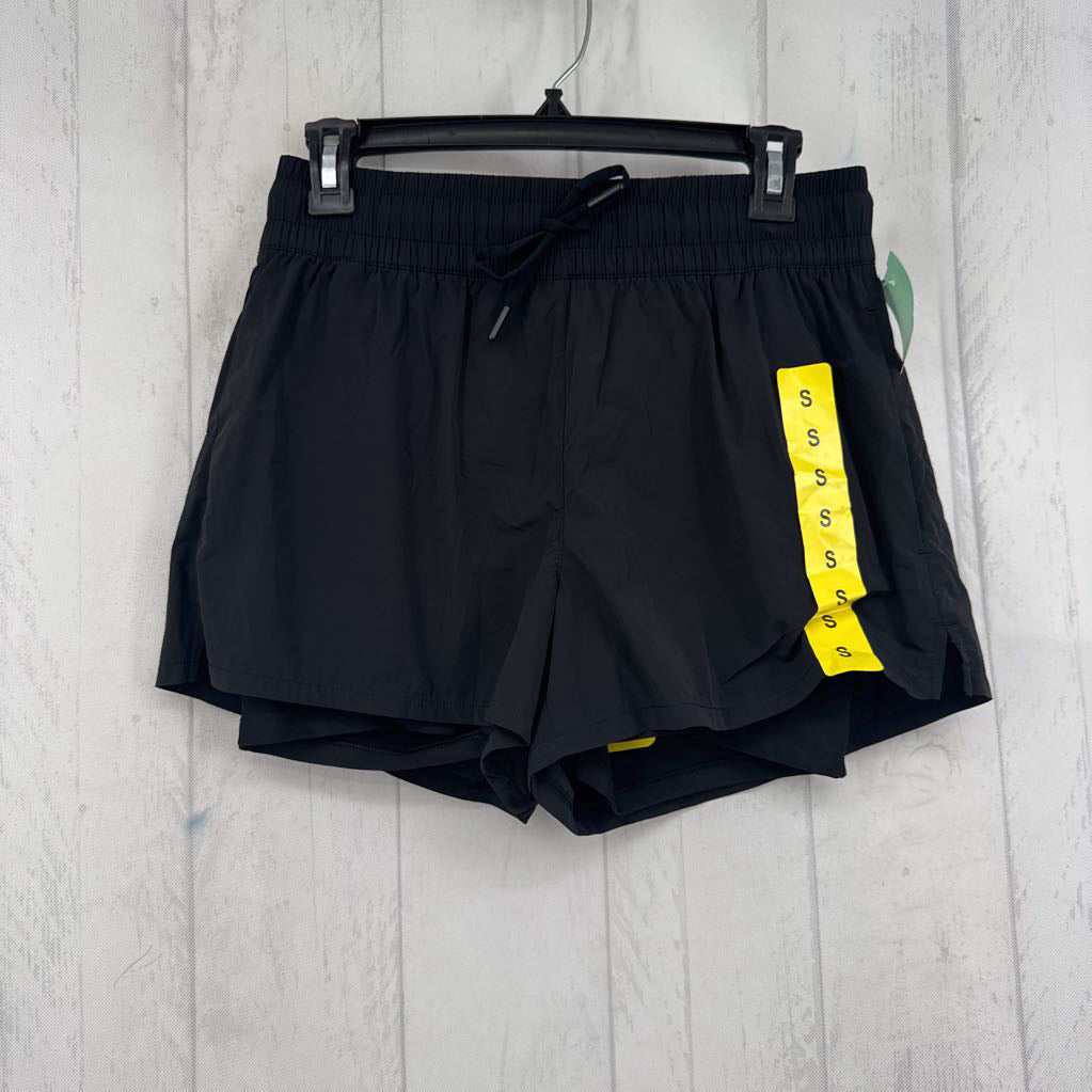 S pull-on shorts
