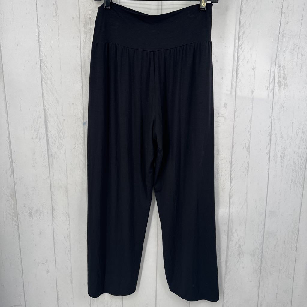 S split leg pull-on pant