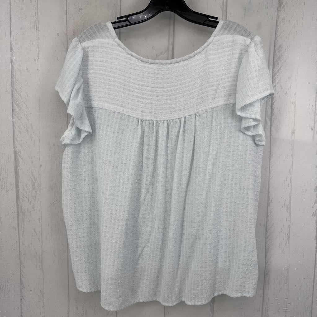 L textured button down flutter slv top