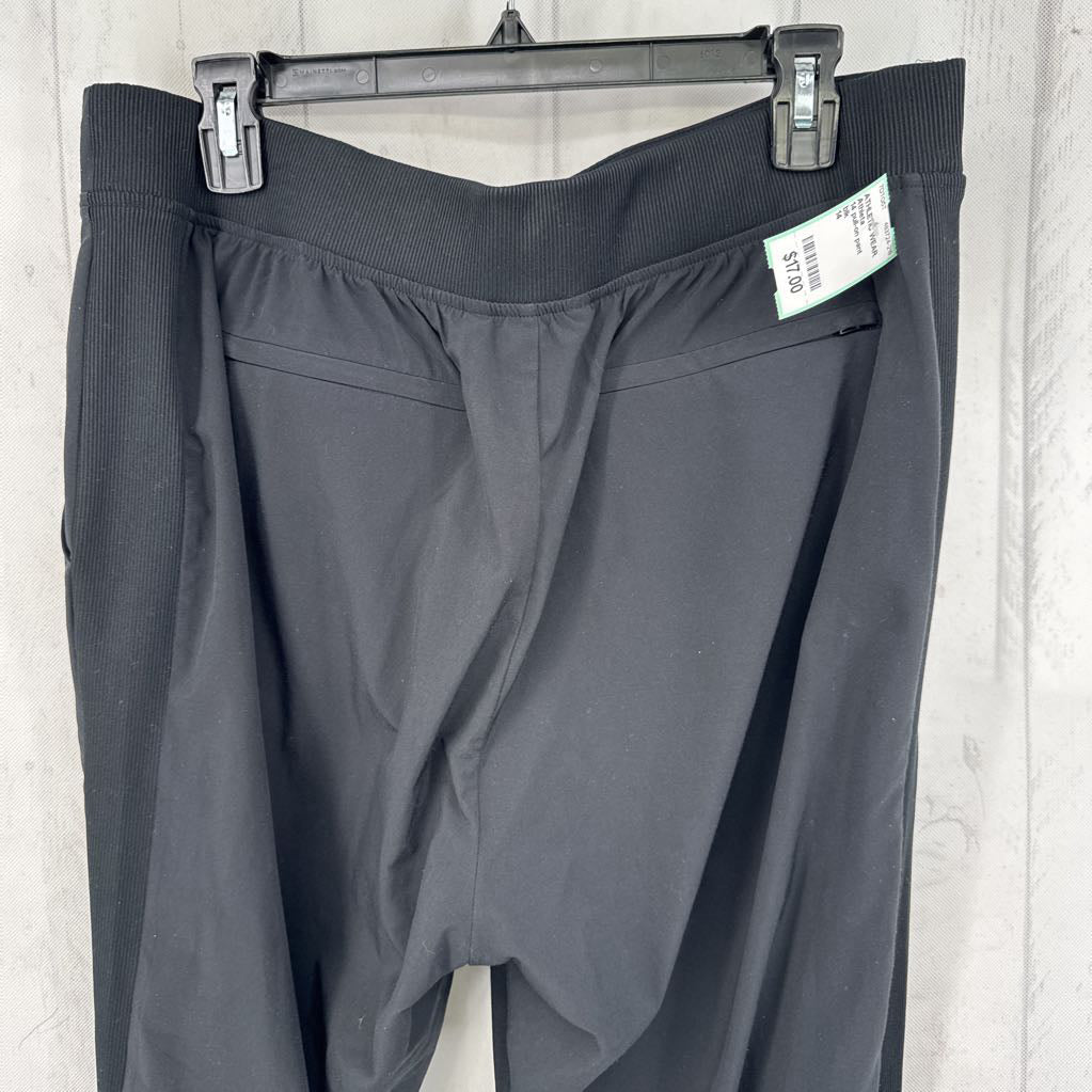 14 pull-on pant