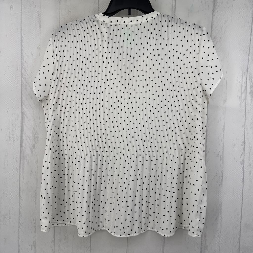 L pleated button down s/s top