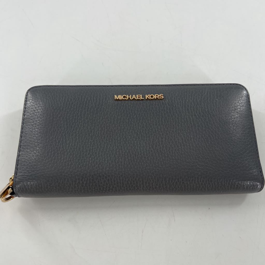 zip around wallet