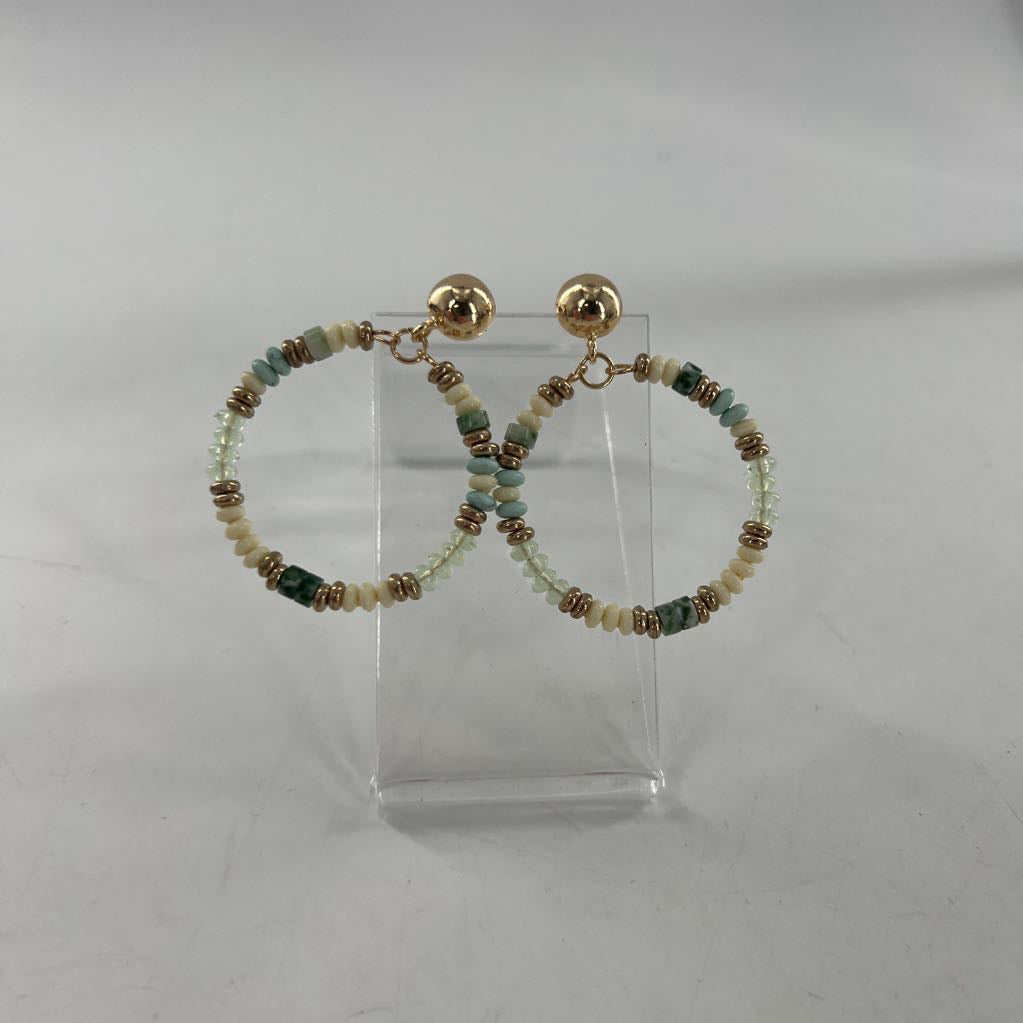 gold & green beaded necklace & earring set