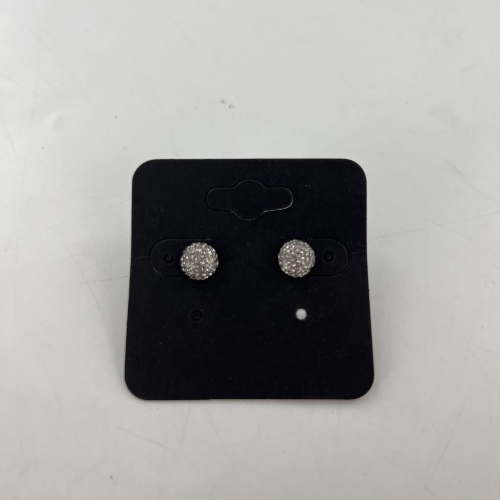 silver sparkle stud earrings