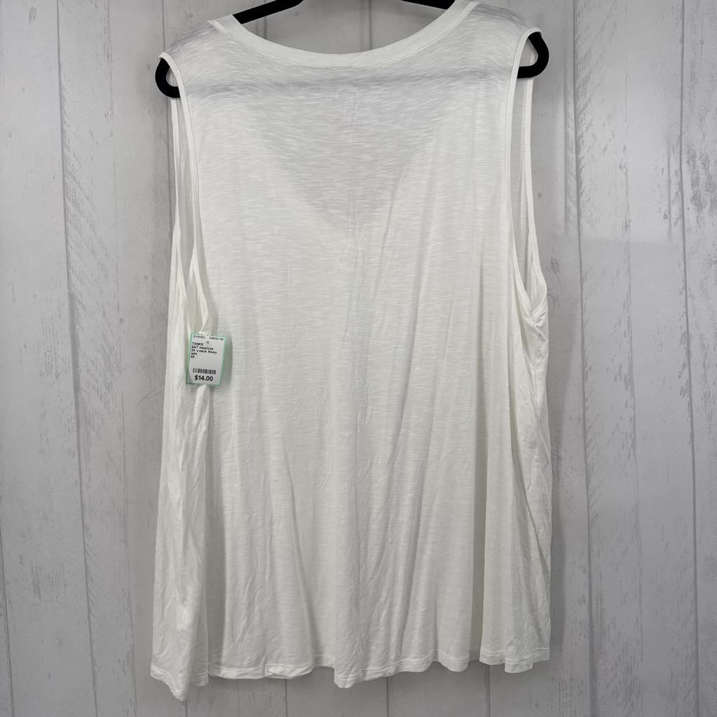 3X v-neck flowy tank