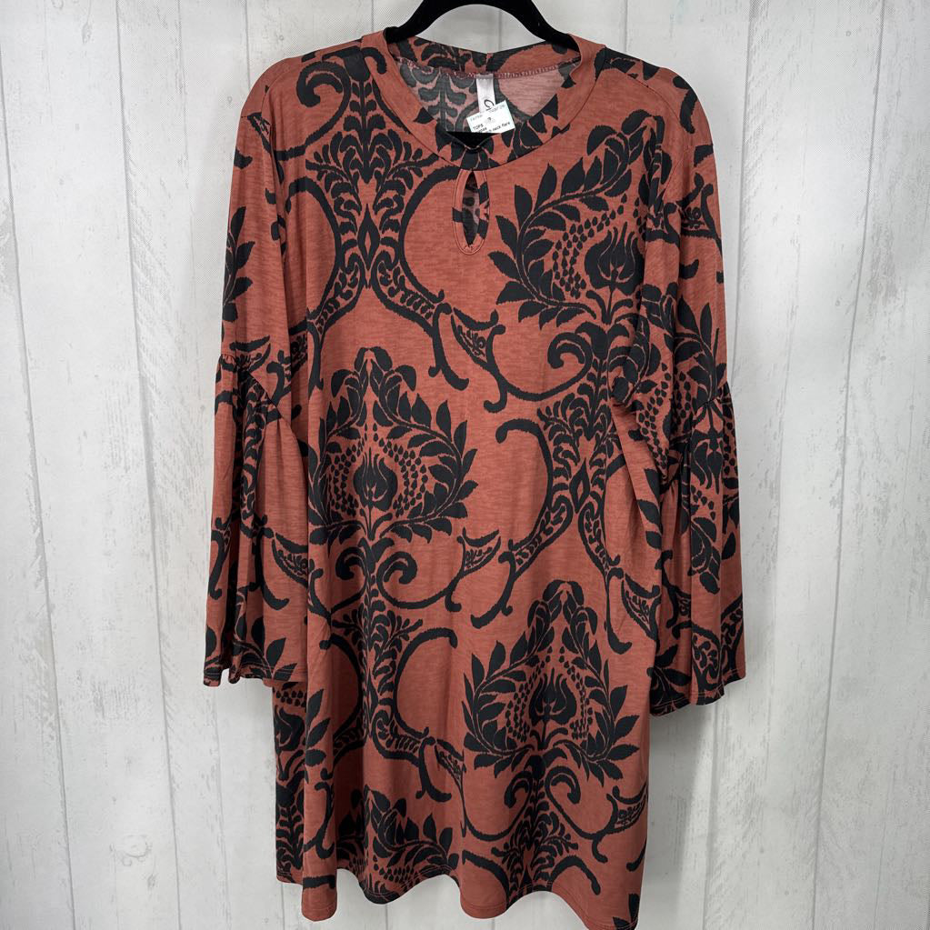 3X notch neck flare slv tunic