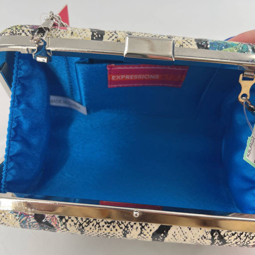 snakeskin pattern hard-shell clutch