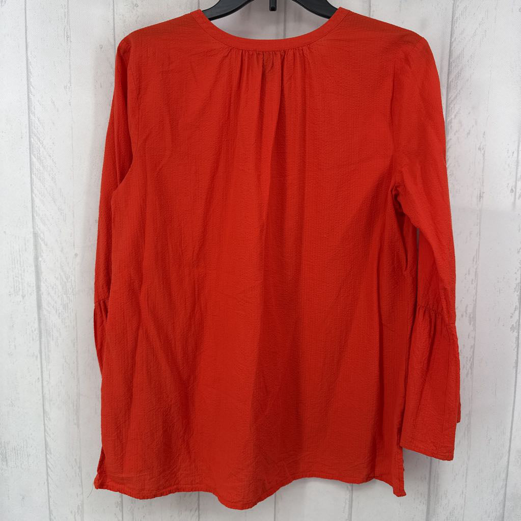 M split neck bell slv top
