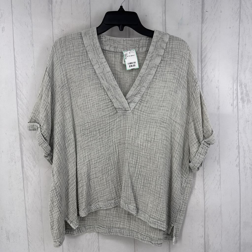 M cuff slv gauze v-neck top
