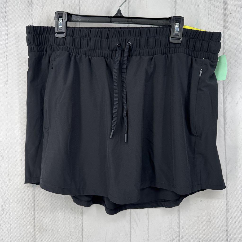 XXL mid-rise skort