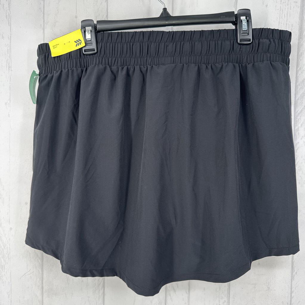 XXL mid-rise skort