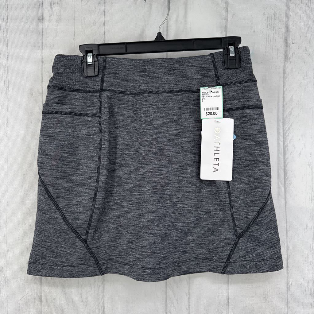 R64 S side pocket skort