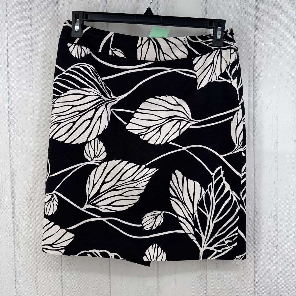 8 leaf print skirt