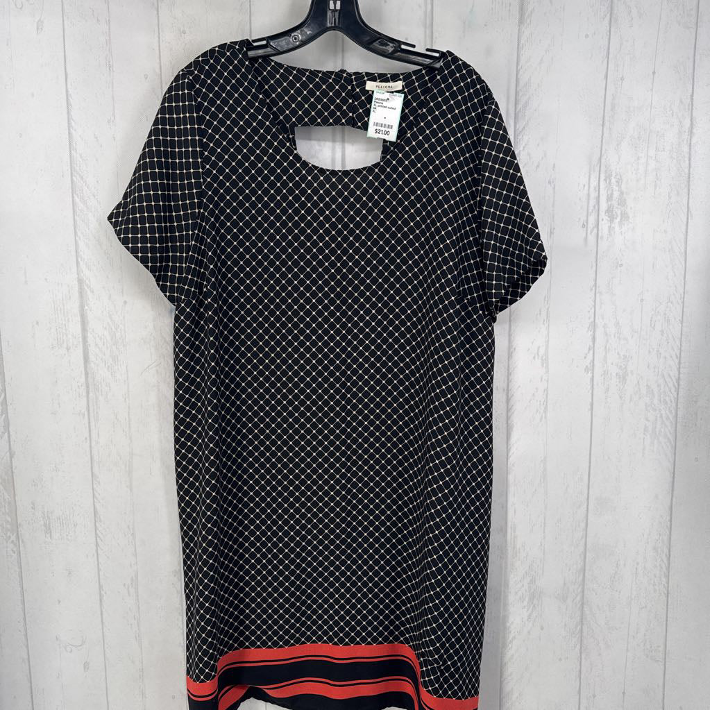 XL printed cutout back s/s shiftdress