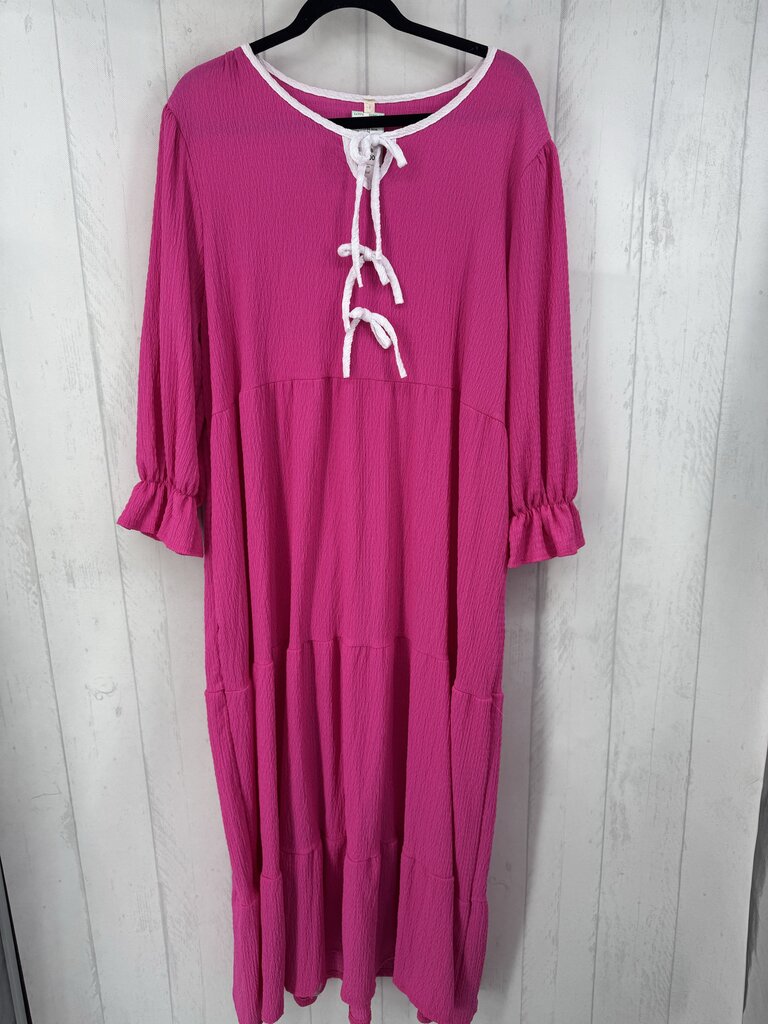 XL textured bow front ruffled slv dress