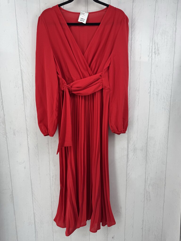 XL crossover pleated bottom l/s dress
