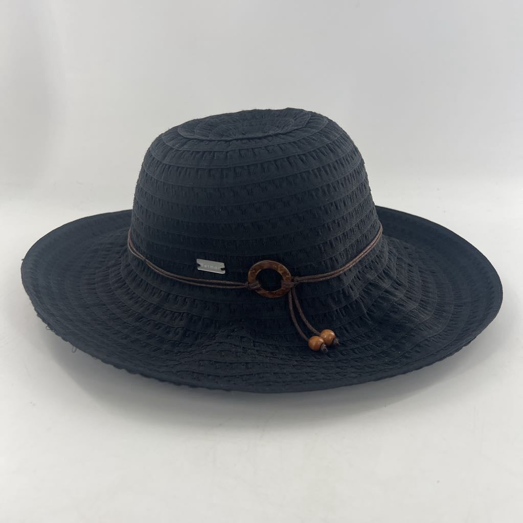 wood detail wide brim hat