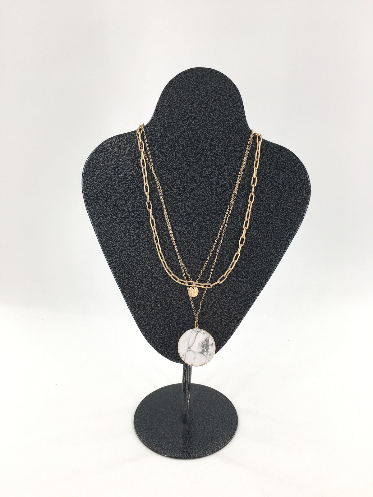 12" gold tone white stone circle pendant necklace