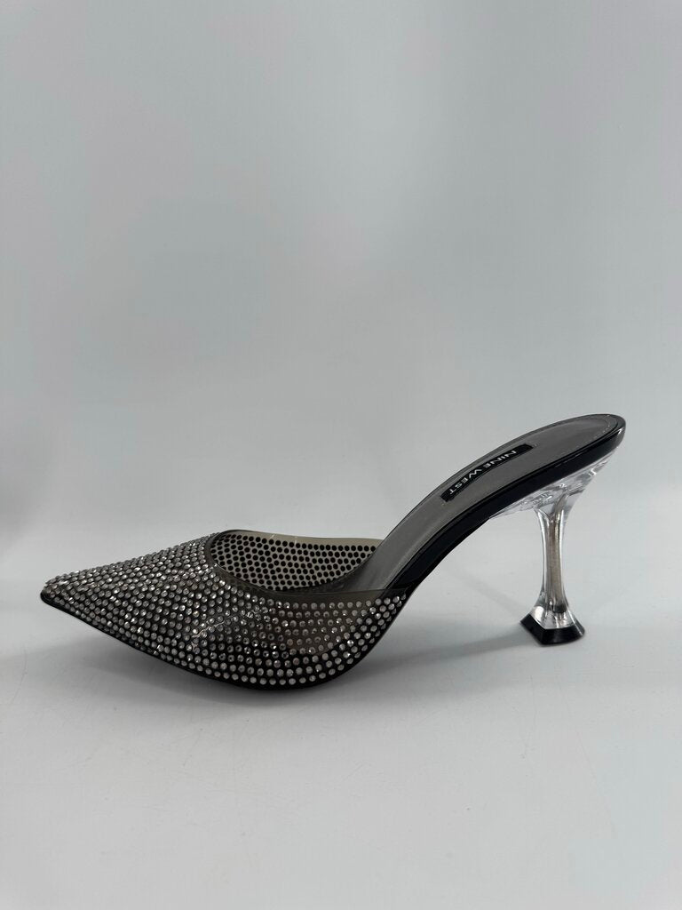R89 8.5 rhinestone slide pumps
