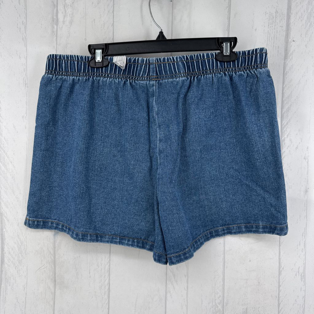 XL pull-on denim shorts