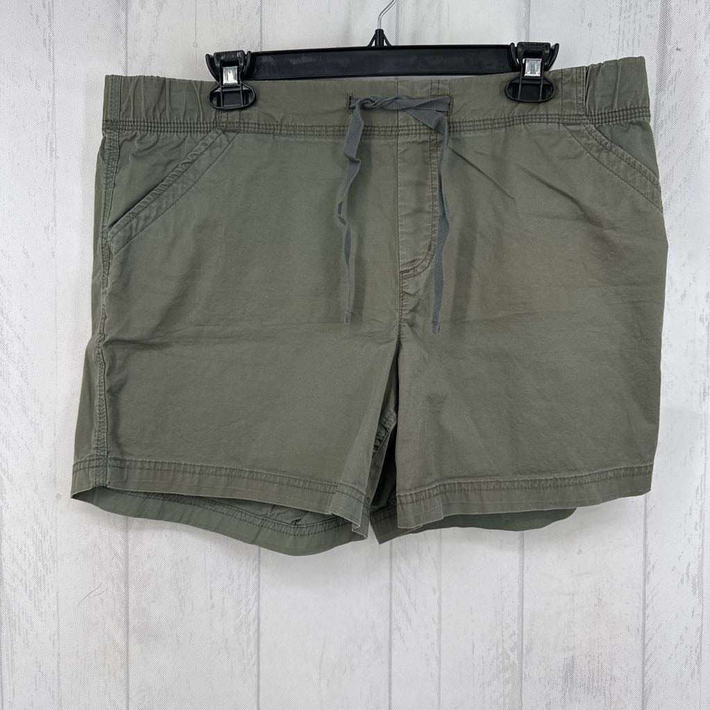 14 pull-on twill shorts
