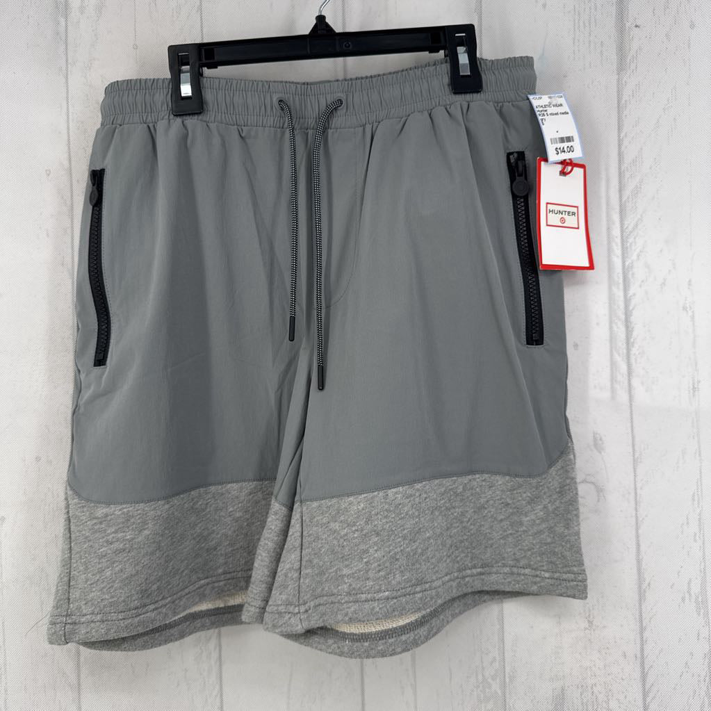 R25 S mixed media pull-on shorts