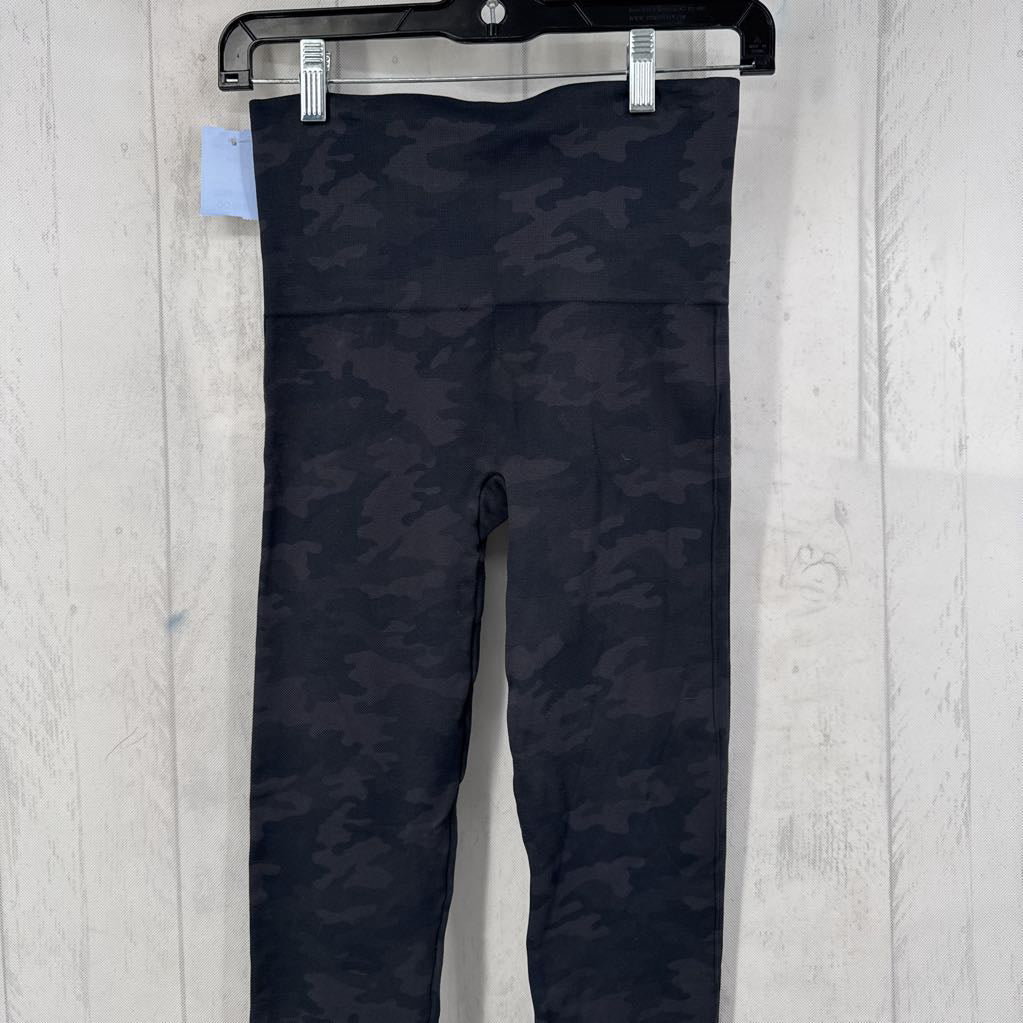 M camo print legging