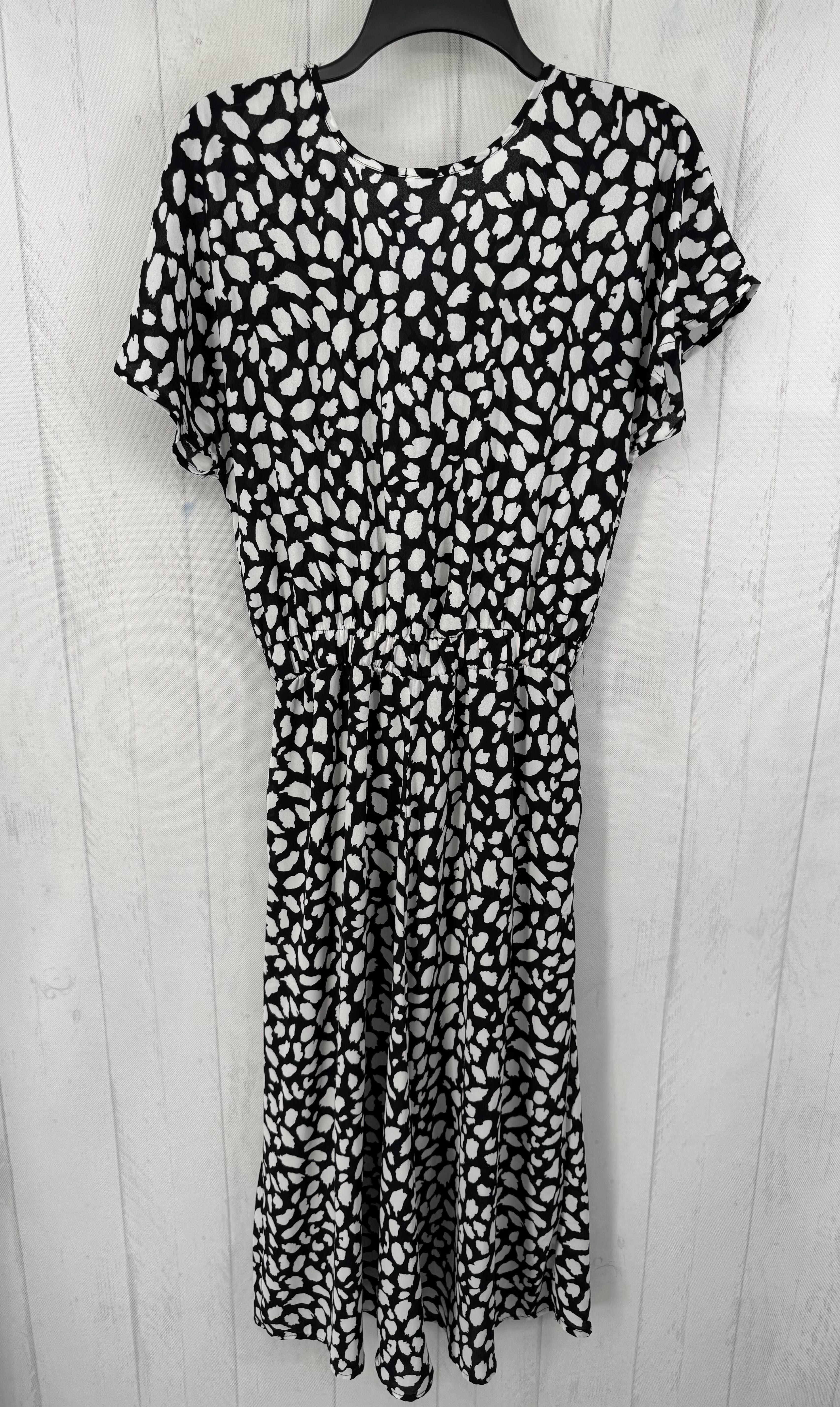 M animal print v-neck s/s dress