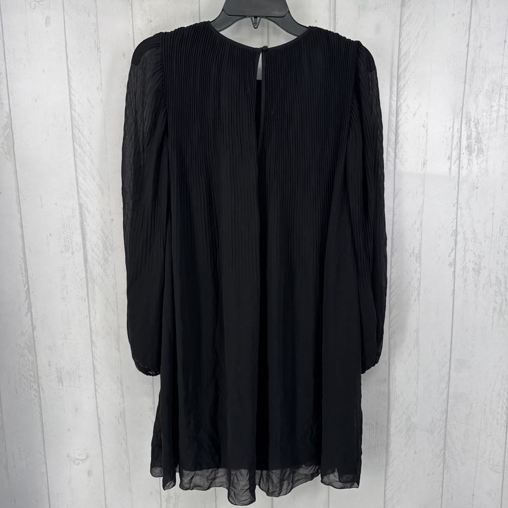 M pleated l/s dress
