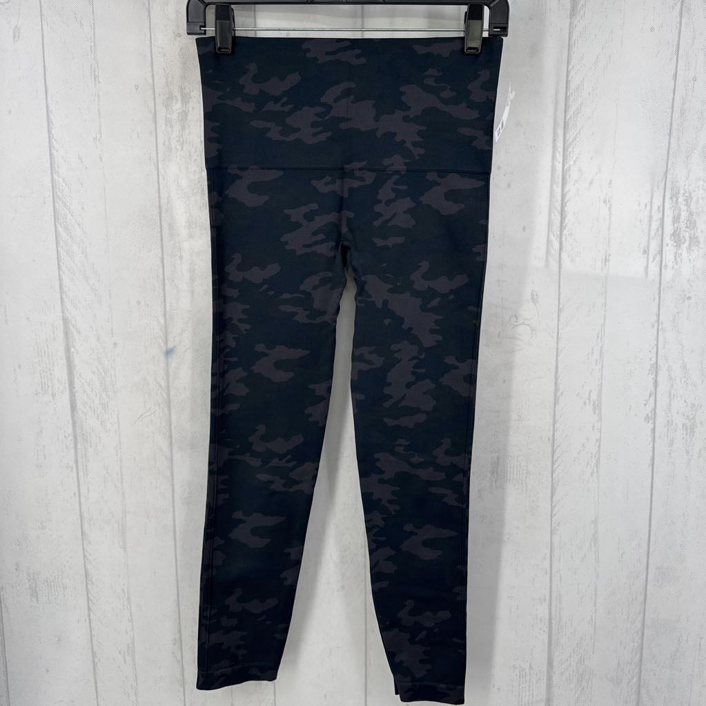 M camo print legging