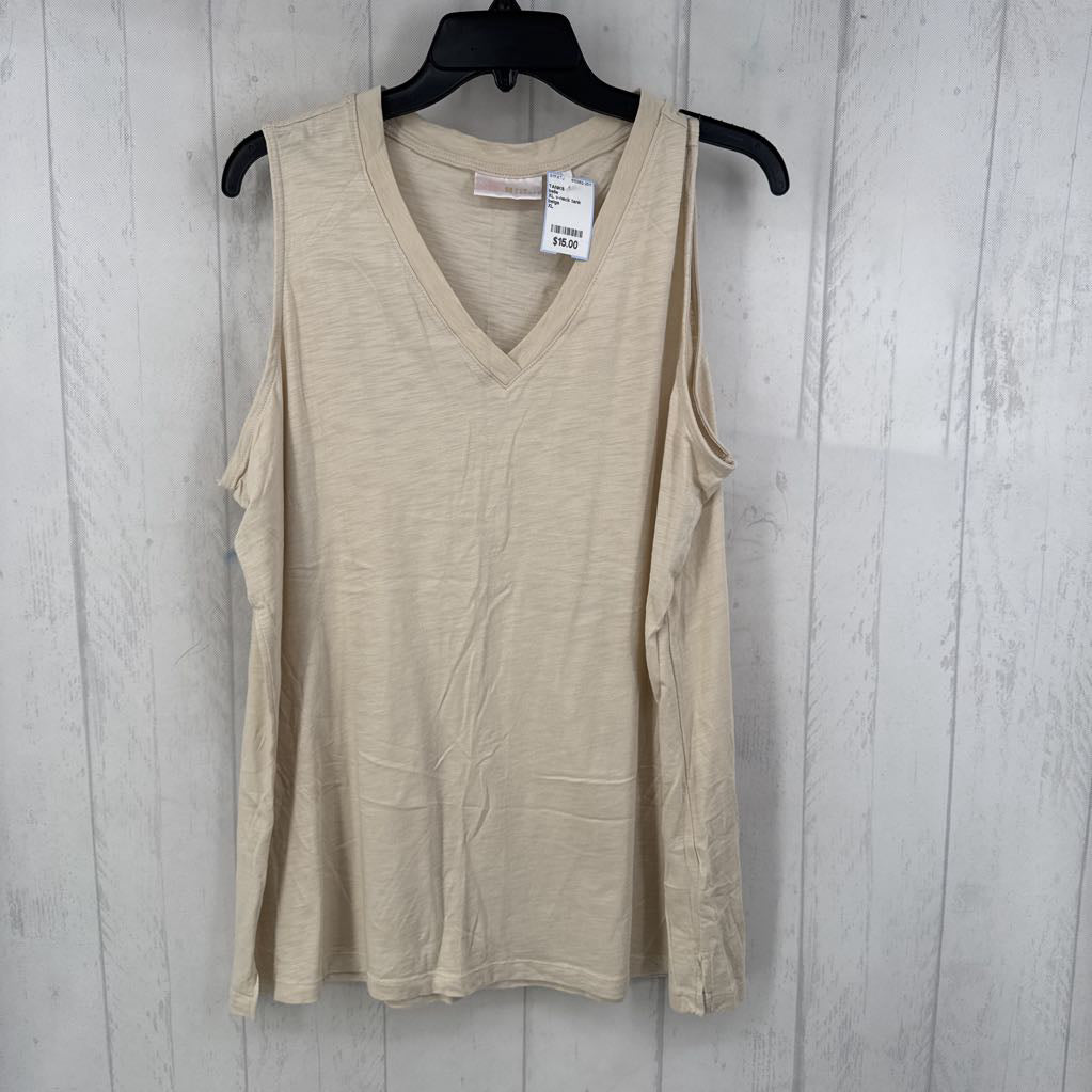 XL v-neck tank