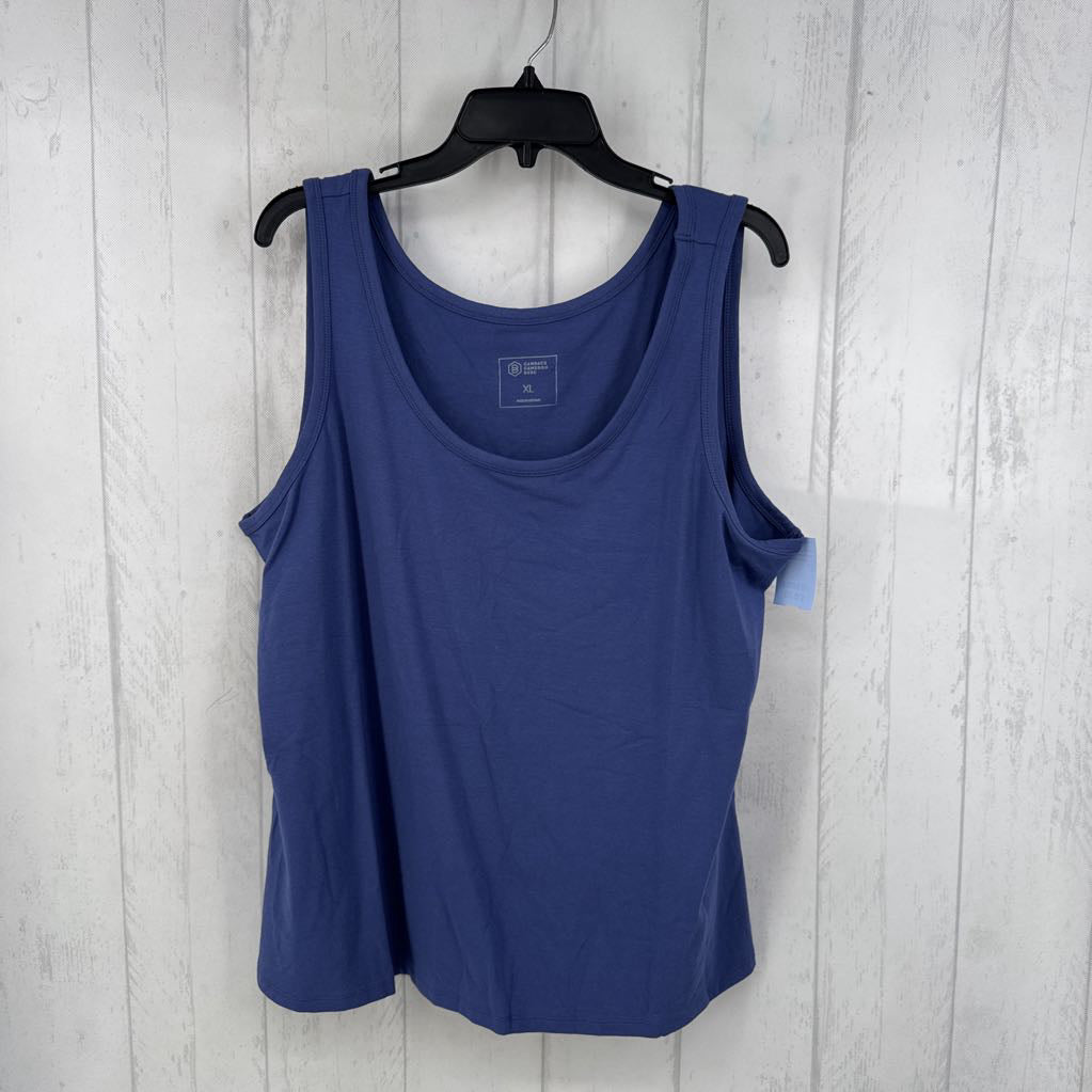 XL scoop neck tank