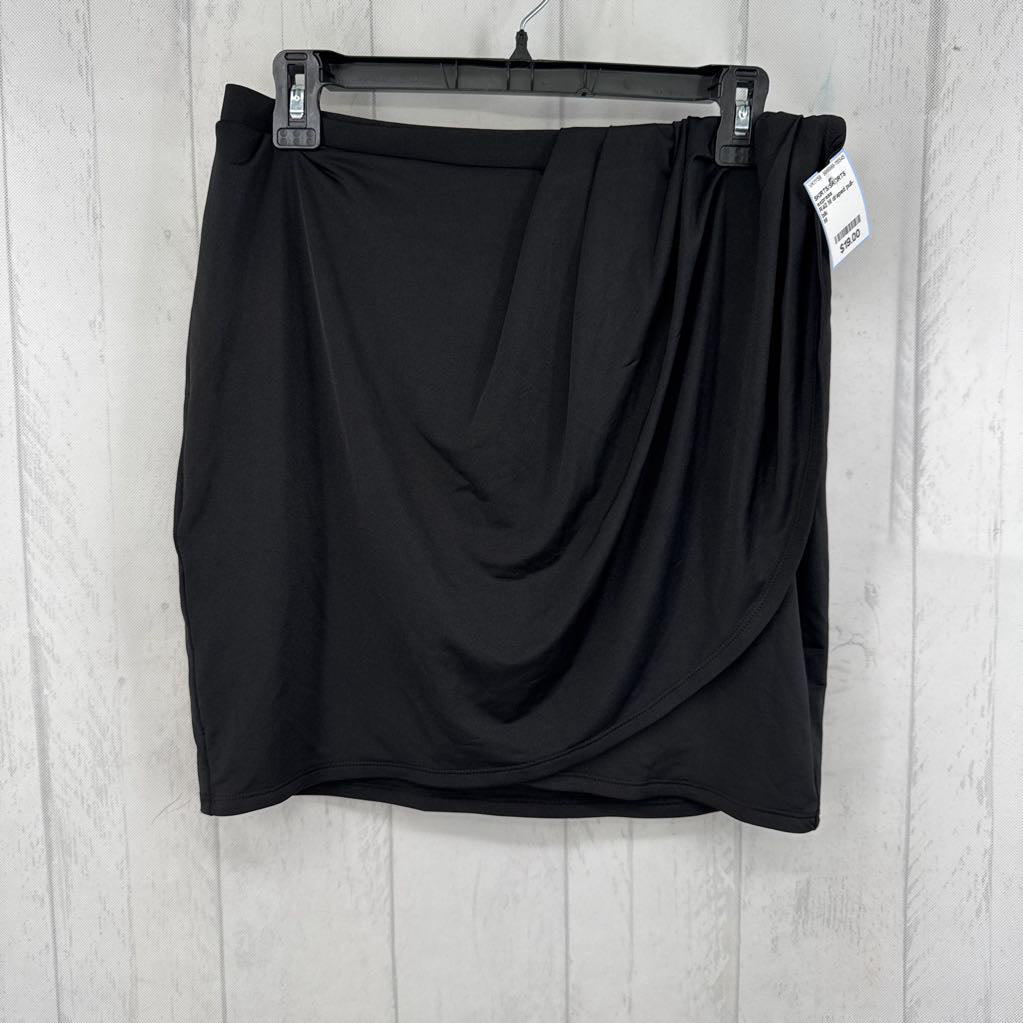 R40 M draped pull-on skirt