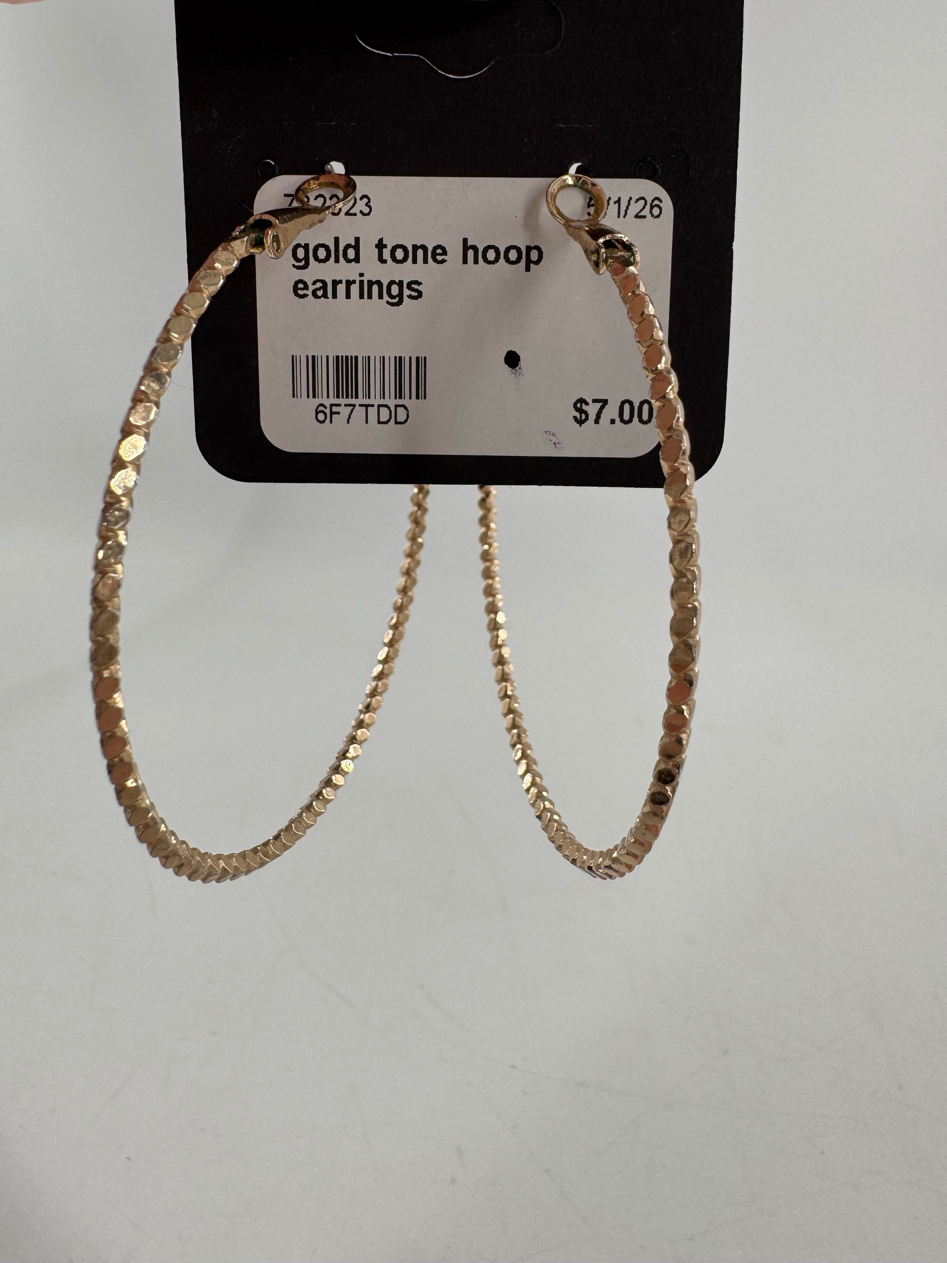 gold tone hoop earrings