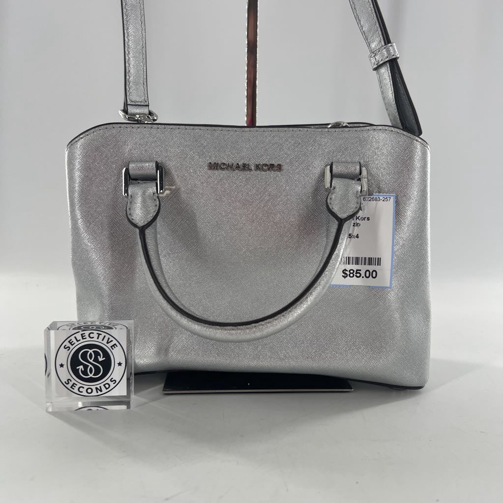 middle zip compartment dual handle satchel